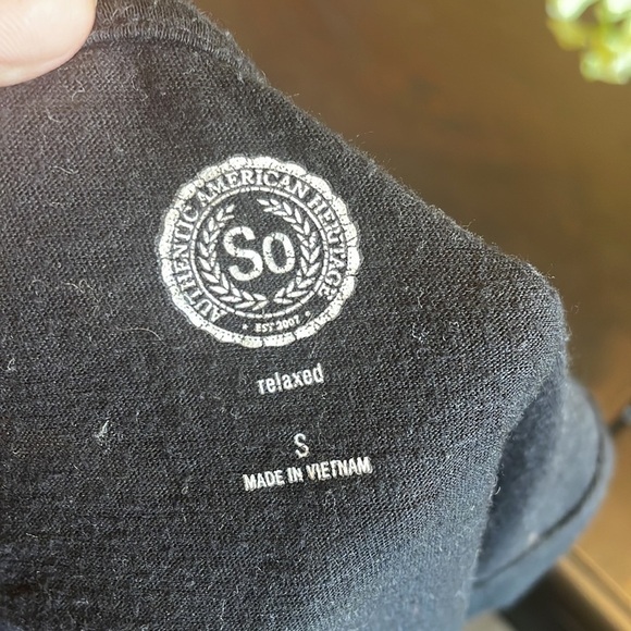 EUC Black Tank Top - Picture 5 of 5